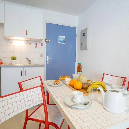 Apartment Le Floride By Interhome